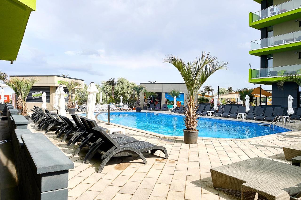 Vibe Apartment- Spa N Pools Beach Resort ナボダリ エクステリア 写真
